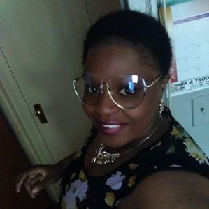 Meet your Posher, Katherine